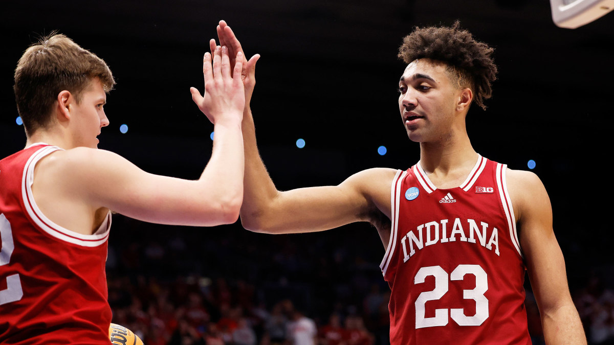 Indiana’s Trayce Jackson-Davis high-fives Miller Kopp